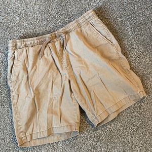 Men’s khaki drawstring shorts